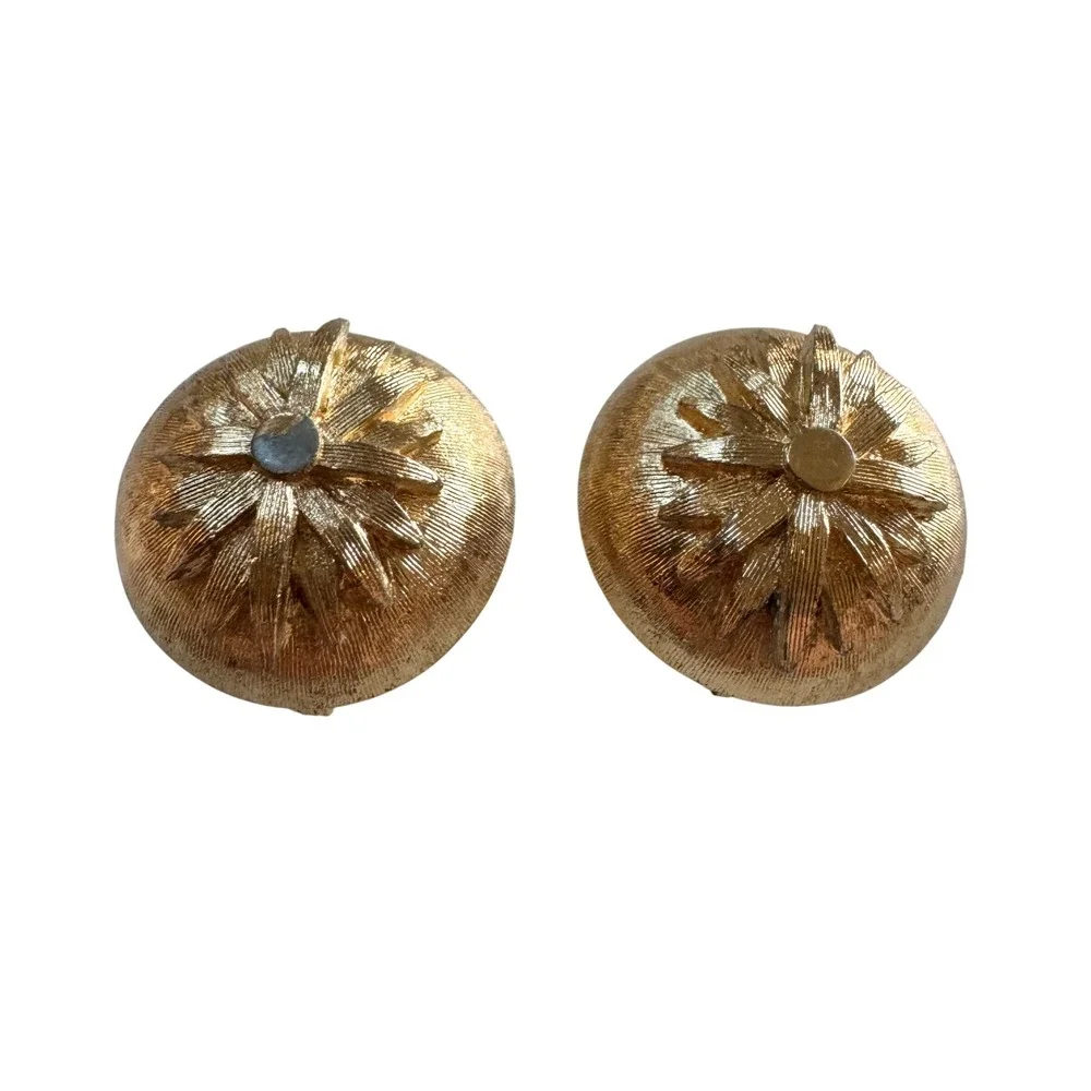 Vintage Crown Trifari Gold Tone Textured Starburst Dome Clip On Earrings Vintage
